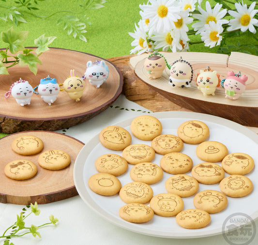 Chiikawa Mascot Keychain with Biscuit