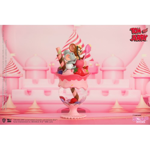 Tom and Jerry - Strawberry Parfait Snow Globe