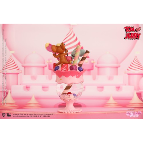 Tom and Jerry - Strawberry Parfait Snow Globe