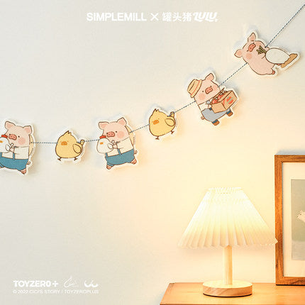 LuLu the Piggy Farmer Ornament Garland