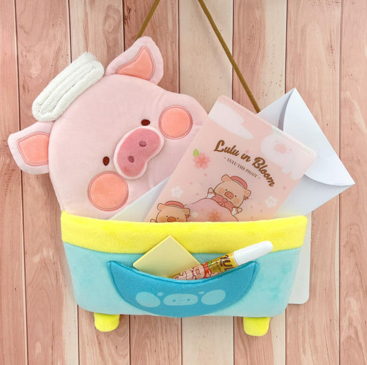 LuLu the Piggy Bathing LuLu Hanging Organizer