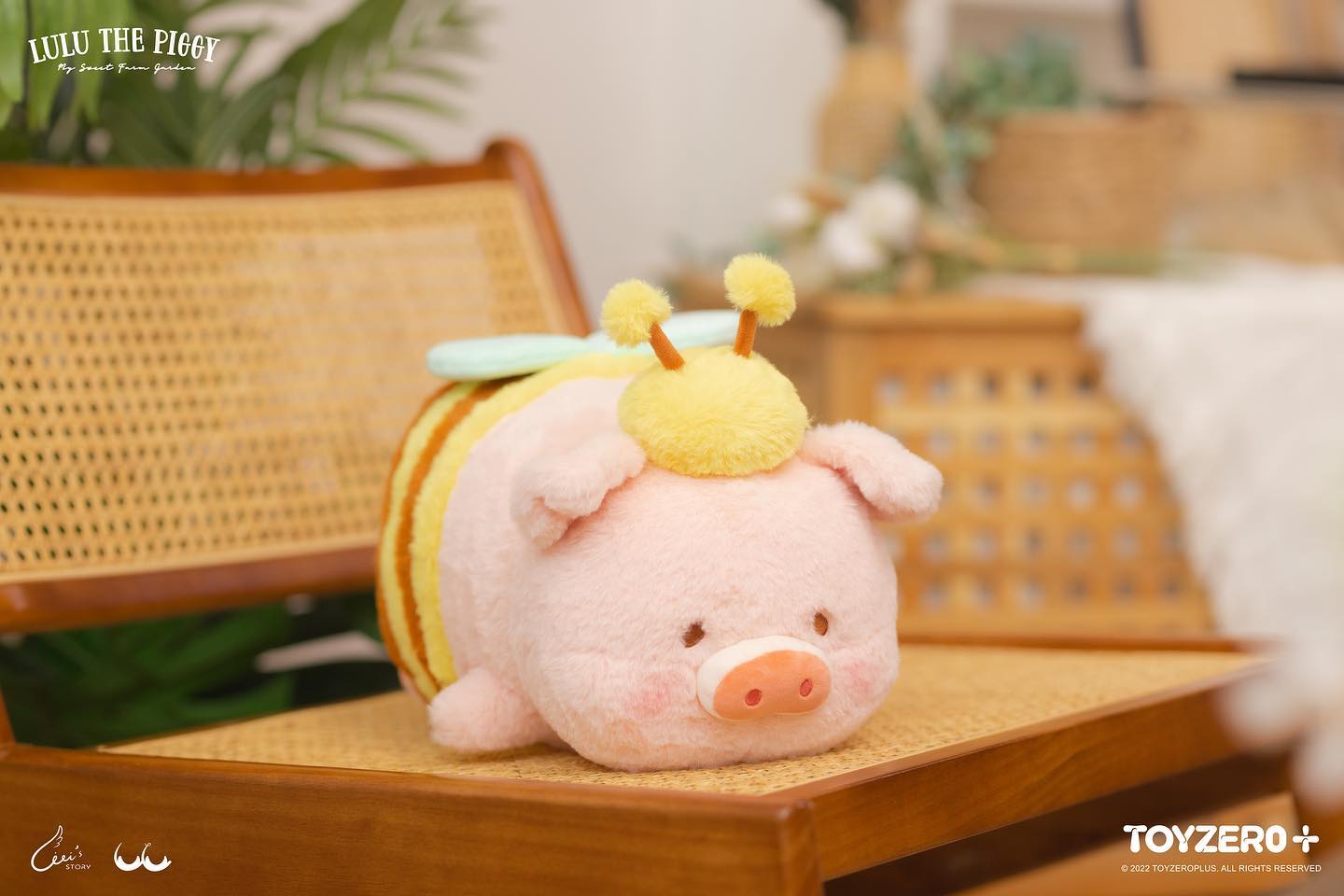 LuLu The Piggy Farmer - Sleeping LuLu 30 cm Plush (Bee)
