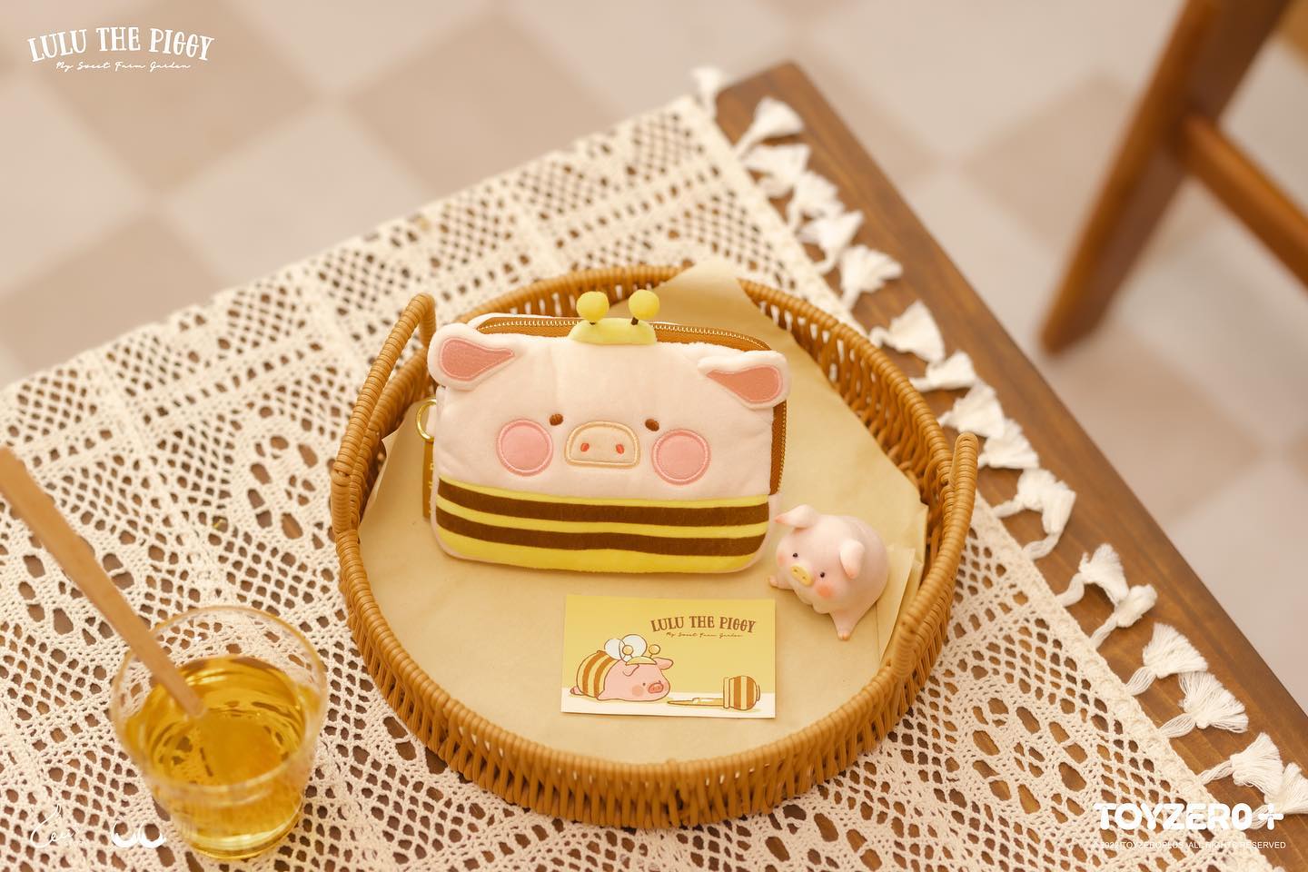 LuLu The Piggy Farmer Bee LuLu Card Case