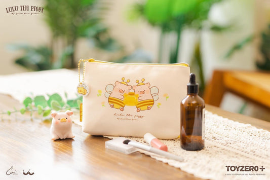 LuLu The Piggy Farmer Couple Bee LuLu Vanity Bag