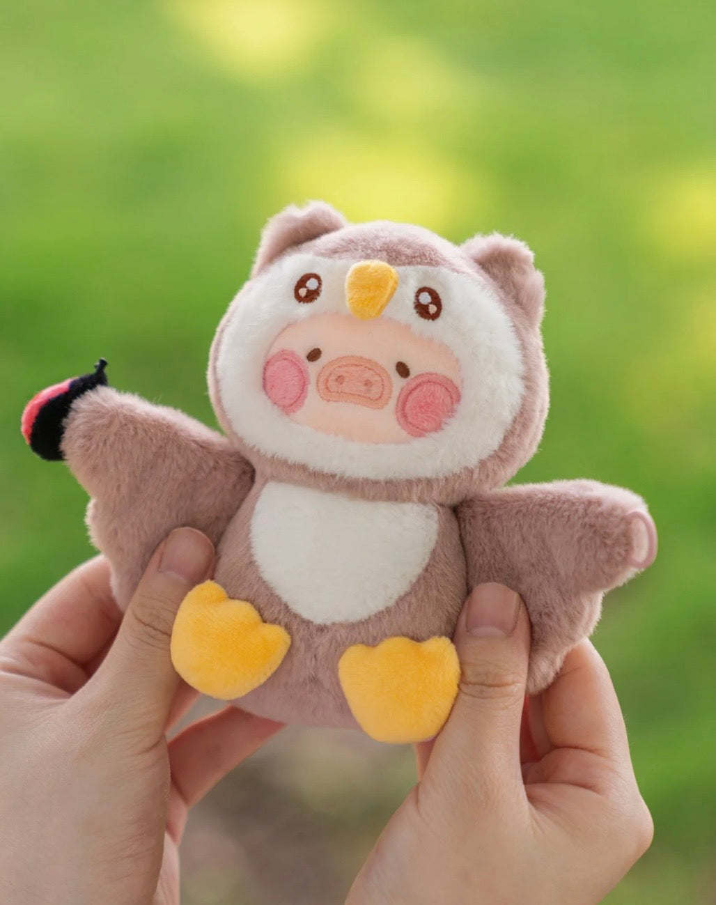 LuLu the Piggy Animal Party Vol.2 Huggy Plush Keychain (Owl Lu Ver.)