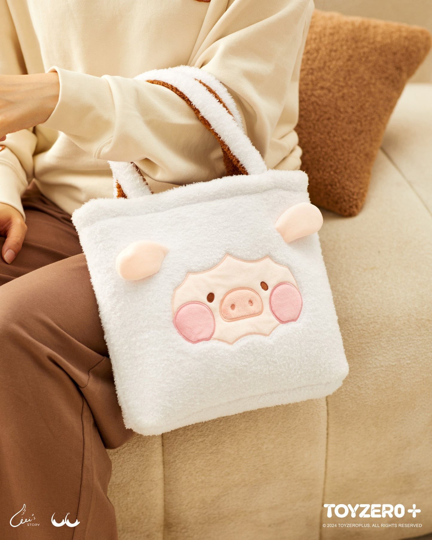 LuLu the Piggy Costume Series - Fluffy Reversable Bag 罐頭豬LuLu è®?裝系å?? - é??面LuLuæ¯?絨å??å??