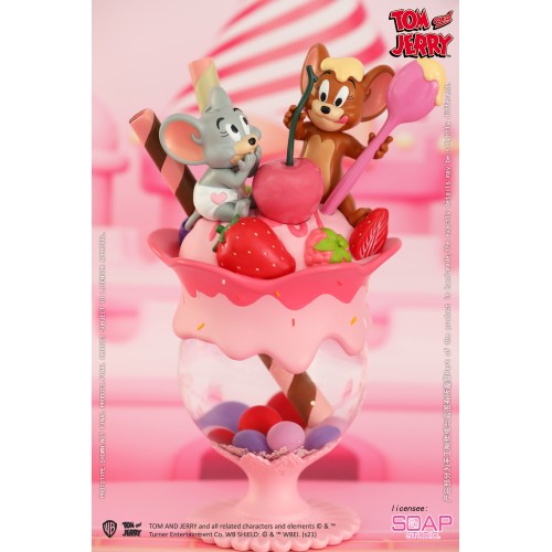Tom and Jerry - Strawberry Parfait Snow Globe