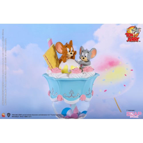 Tom and Jerry-Candy Parfait Snow Globe