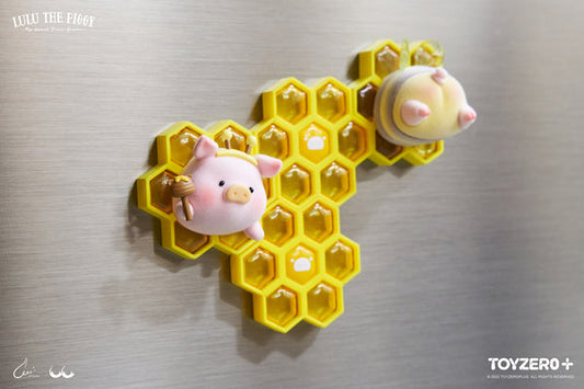 LuLu the Piggy Farmer Bee Magnet