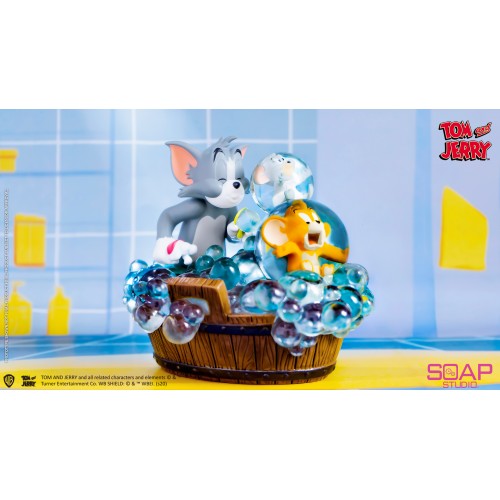 Tom and Jerry - Bath Time Statue